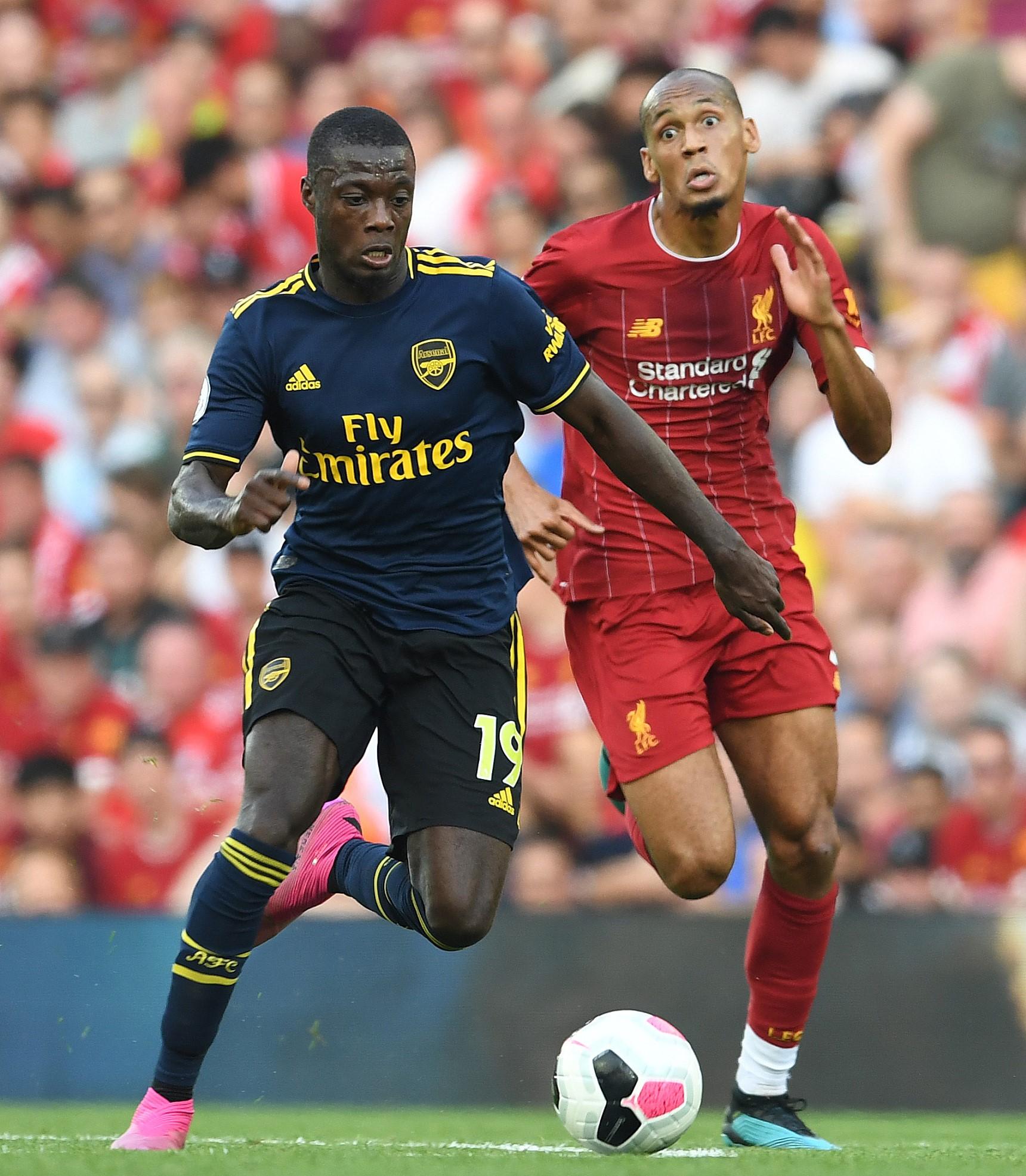 俱乐部的出 俱乐部的出