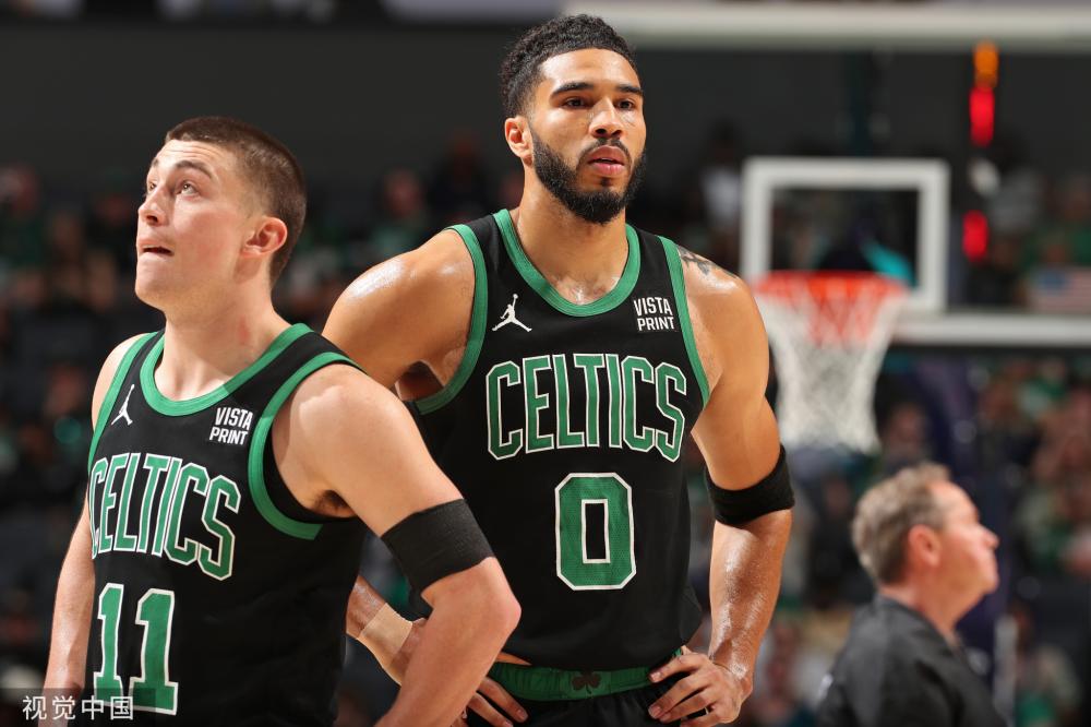 于弗赖堡的 于弗赖堡的